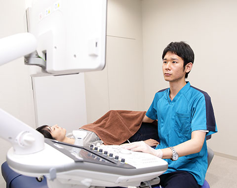 超音波検査士が腹部エコーを担当
